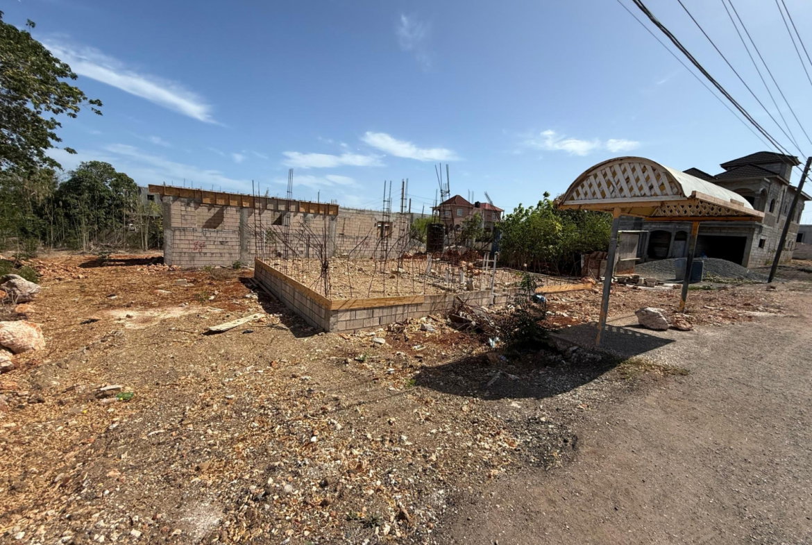 Fourth image of 114 Elfin Close, Hellshire, s in HELLSHIRE HILLS, St. Catherine, Jamaica - property is For Sale