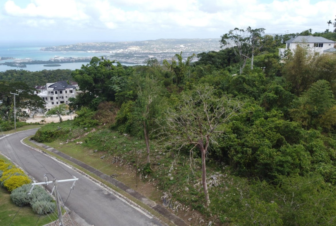 Twenty-Second image of Reading Heights in Montego Bay, St. James, Jamaica - property is For Sale