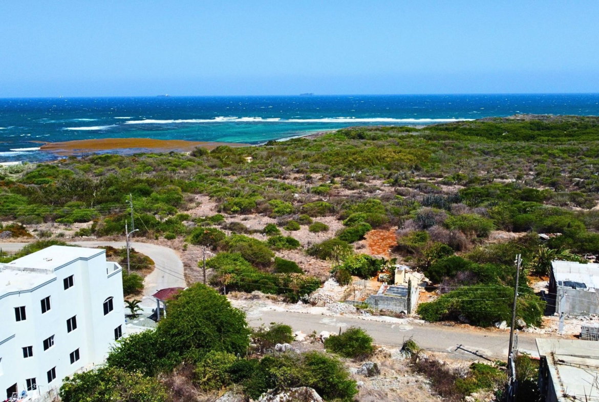 Sixth image of 13 Sting Ray Avenue in HELLSHIRE HILLS, St. Catherine, Jamaica - property is For Sale