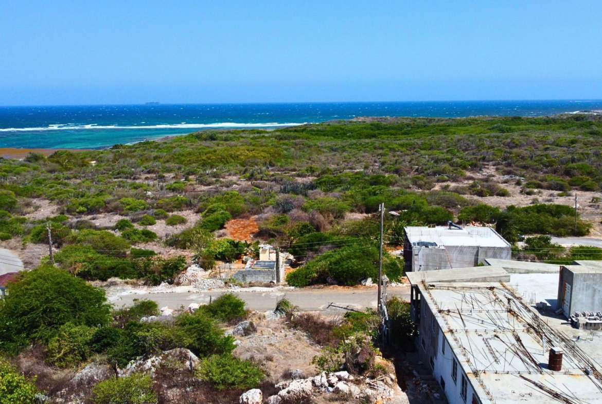 Ninth image of 13 Sting Ray Avenue in HELLSHIRE HILLS, St. Catherine, Jamaica - property is For Sale