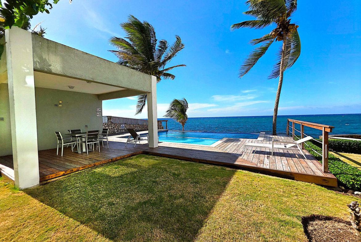 Nineteenth image of Main Street in Tower Isle, St. Mary, Jamaica - property is For Rent