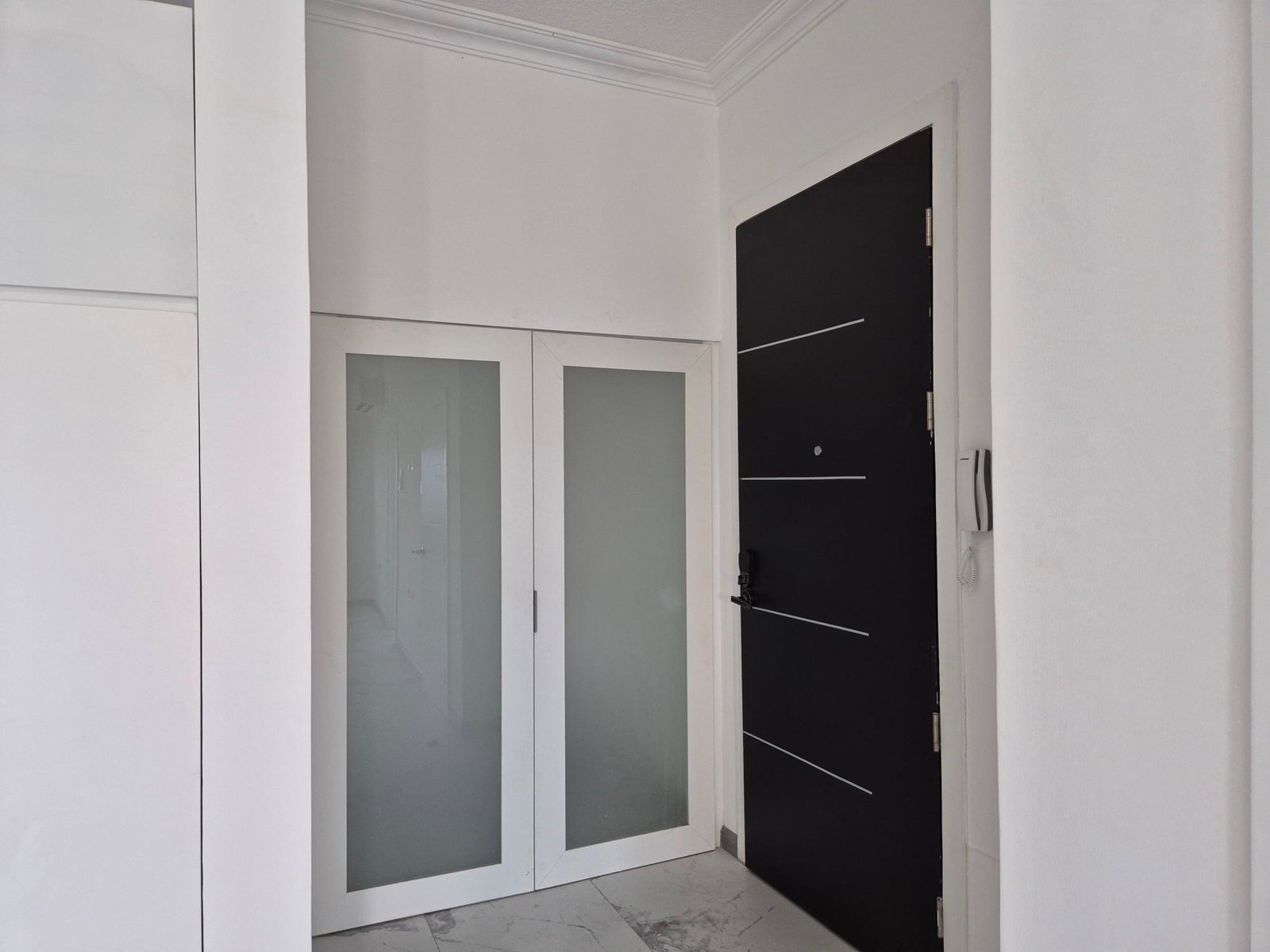 Sky-View-Luxury-Apartments-for-Rent-in-Kingston-6-Jamaica-Modern-3rd-Floor-Apartment Fifteenth image of 19-2 Hibiscus Drive in Kingston 6, St. Andrew, Jamaica - property is For Rent