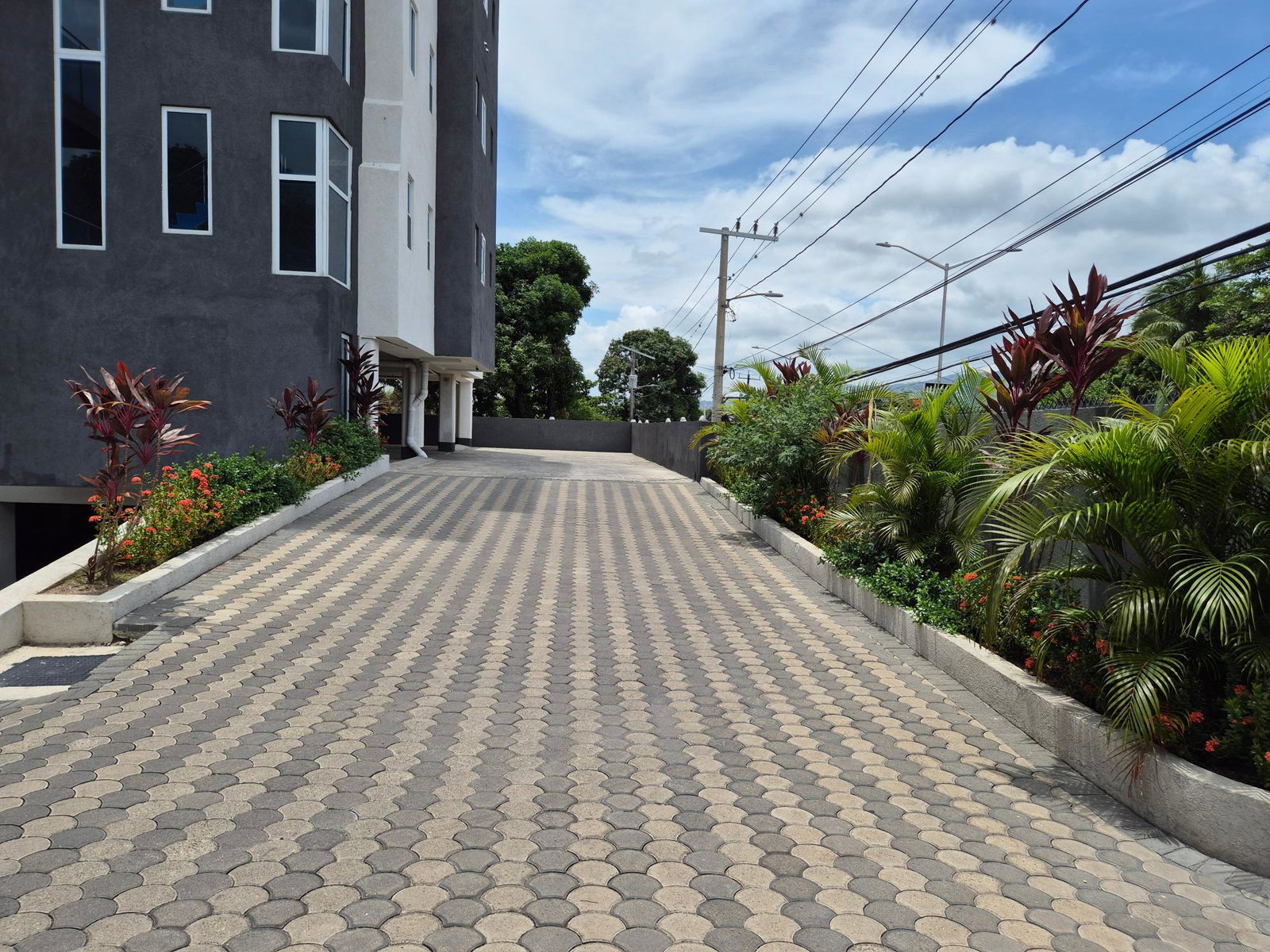 Sky-View-Luxury-Apartments-for-Rent-in-Kingston-6-Jamaica-Modern-3rd-Floor-Apartment Twenty-Eighth image of 19-2 Hibiscus Drive in Kingston 6, St. Andrew, Jamaica - property is For Rent