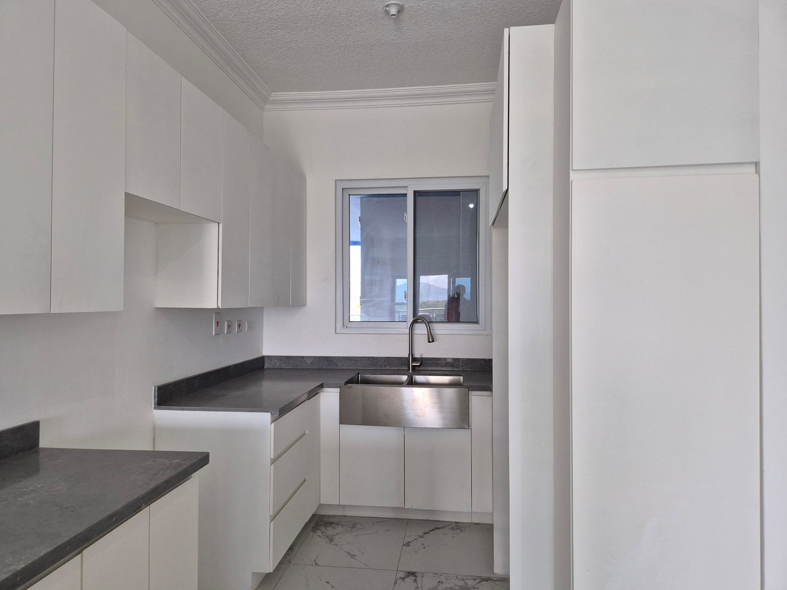 Sky-View-Luxury-Apartments-for-Rent-in-Kingston-6-Jamaica-Modern-3rd-Floor-Apartment Seventh image of 19-2 Hibiscus Drive in Kingston 6, St. Andrew, Jamaica - property is For Rent