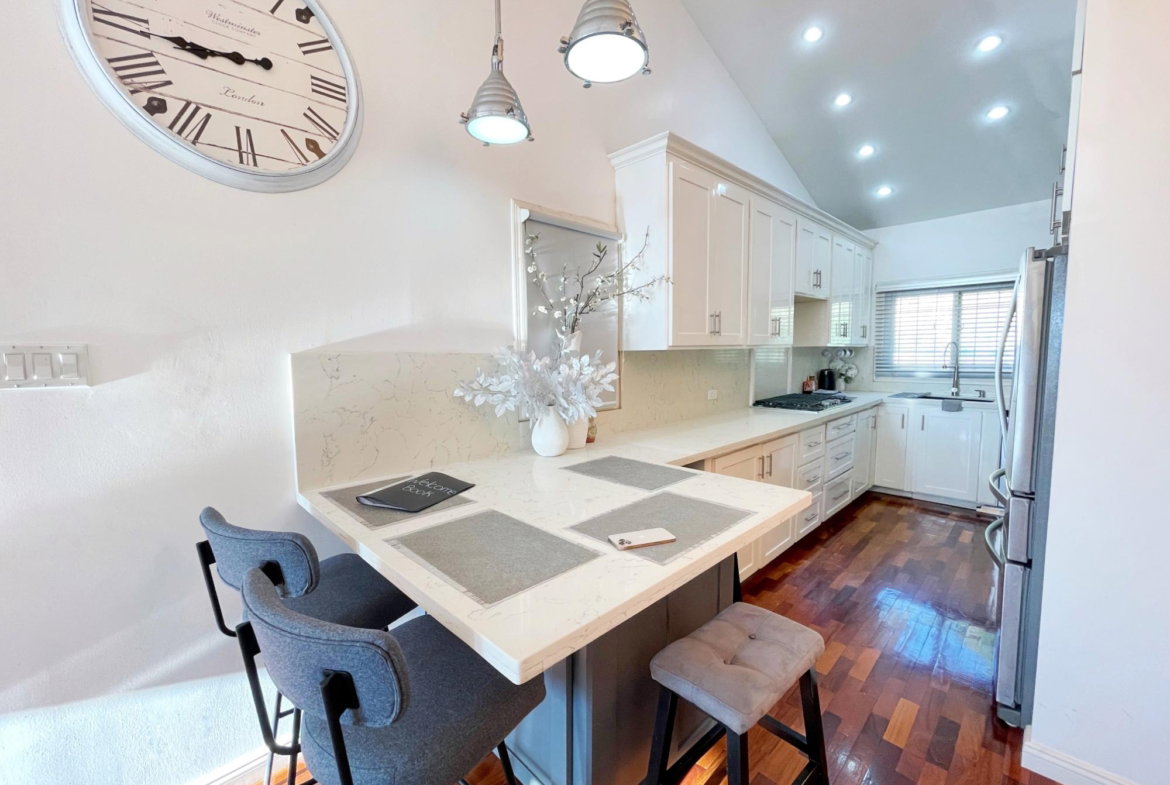 Third image of 7-60 Sunset Avenue in Kingston 6, St. Andrew, Jamaica - property is For Rent