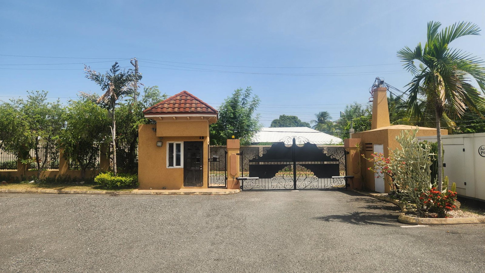 Twenty-Second image of 2- 11 Annettte Crescent in Kingston 10, St. Andrew, Jamaica - property is For Rent