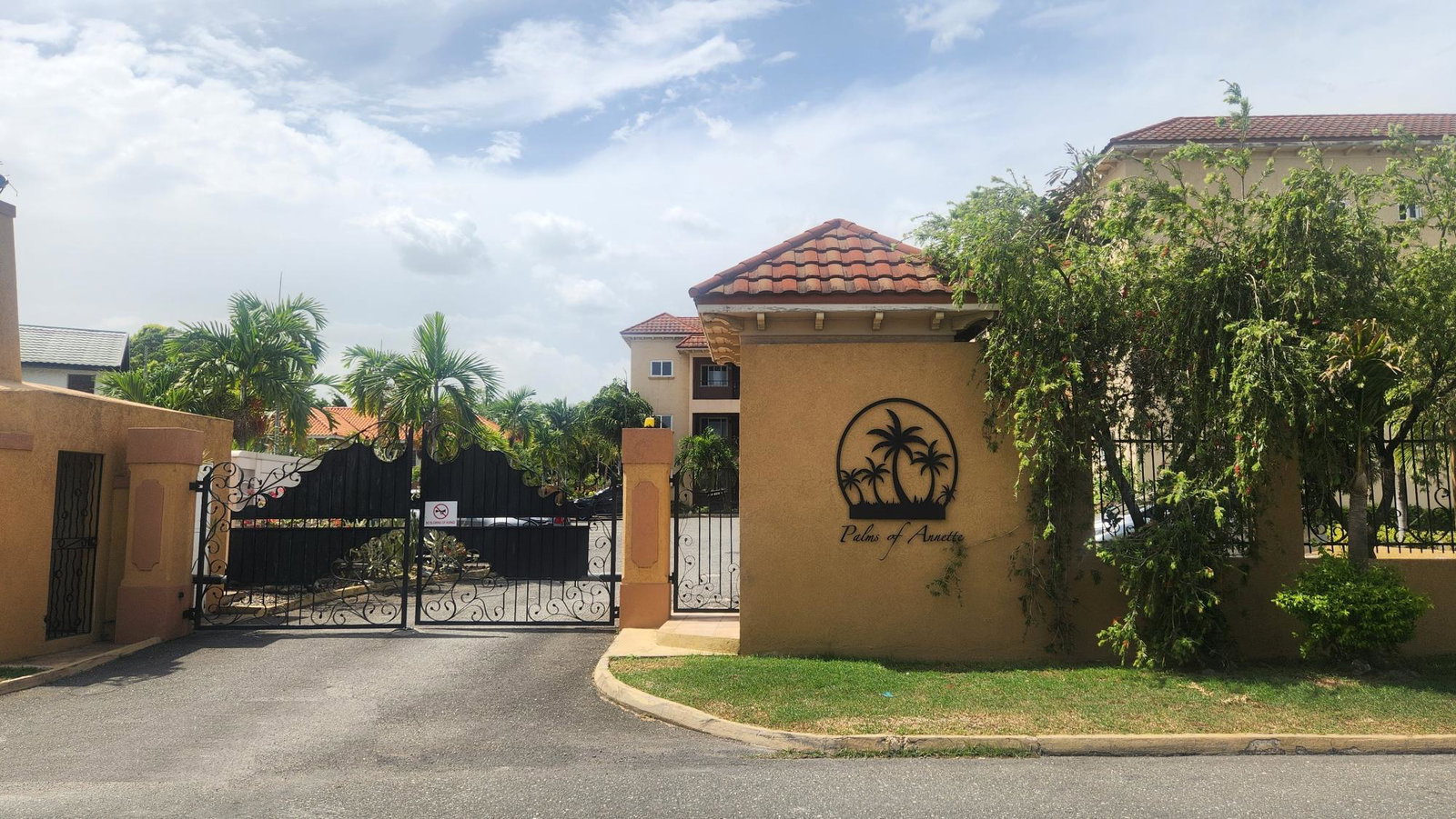 Twenty-Third image of 2- 11 Annettte Crescent in Kingston 10, St. Andrew, Jamaica - property is For Rent