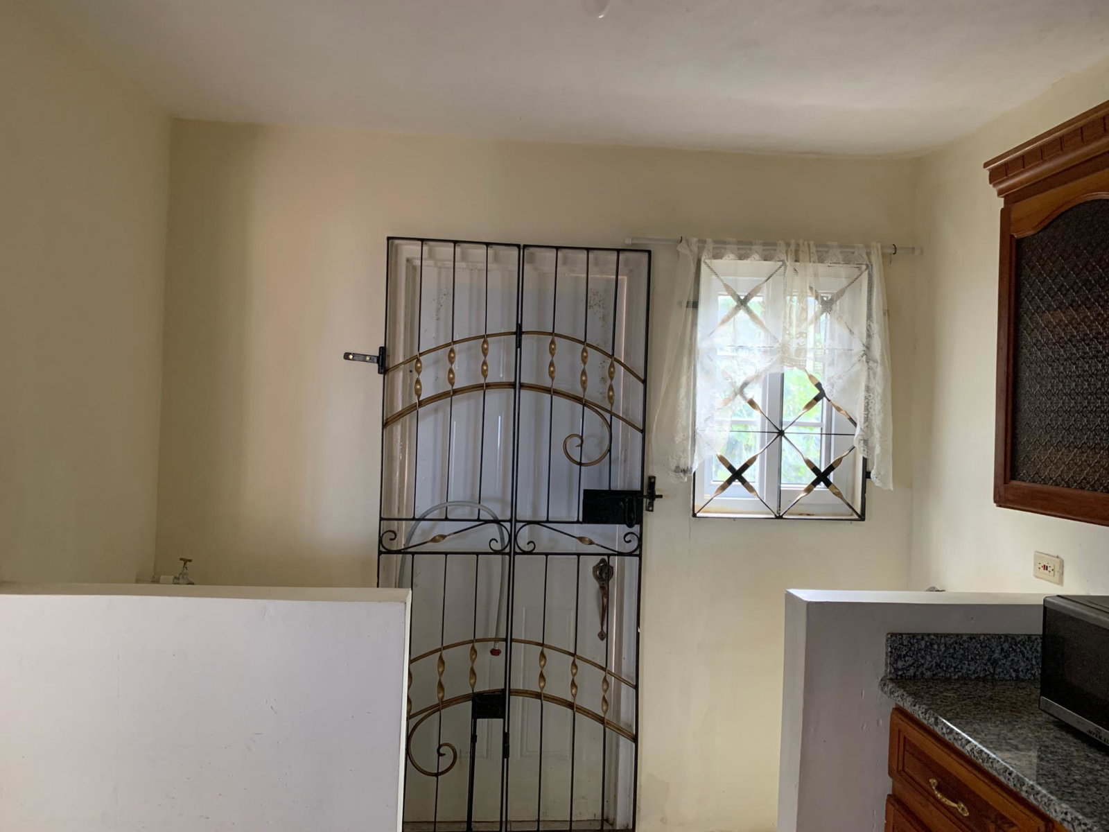 Fifth image of 3a-1 Clermont in Falmouth, Trelawny, Jamaica - property is For Rent