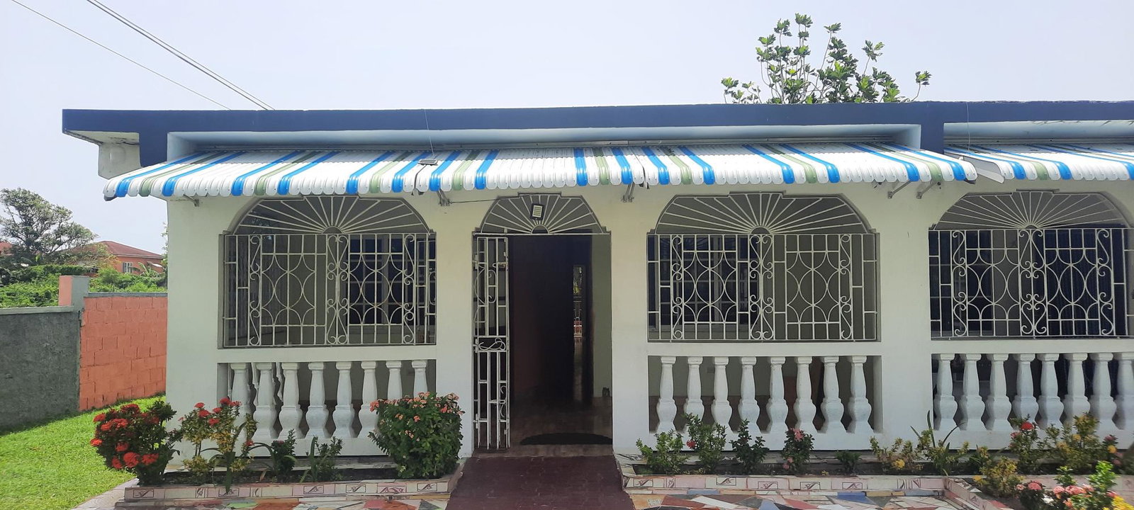 Spacious-2-Bedroom-Apartment-for-Rent-in-Wiltshire-Trelawny-Near-Montego-Bay First image of 87 Wiltshire Crescent in Falmouth, Trelawny, Jamaica - property is For Rent