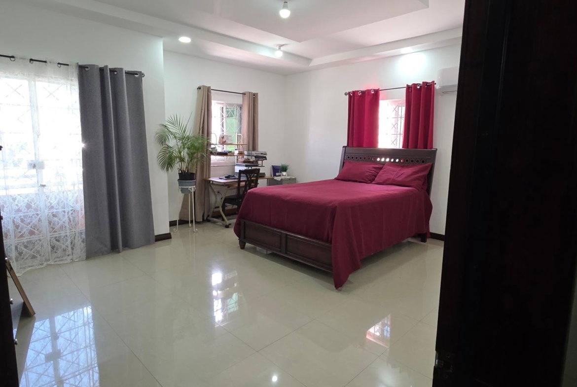 Thirteenth image of 3-19 Roehampton Drive in Kingston 19, St. Andrew, Jamaica - property is For Sale