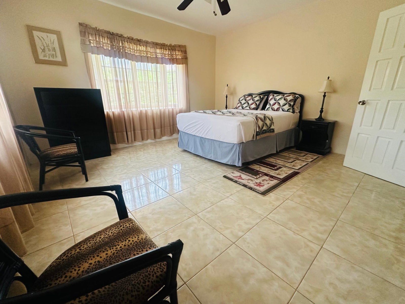Twelfth image of 11 Unity Hall in Unity Hall, St. James, Jamaica - property is For Rent