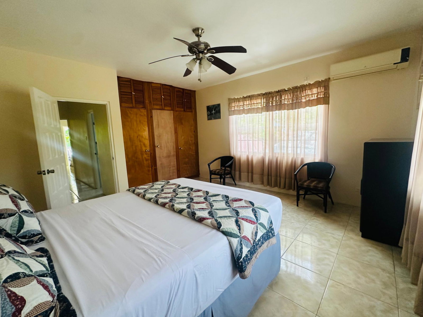 Fifteenth image of 11 Unity Hall in Unity Hall, St. James, Jamaica - property is For Rent