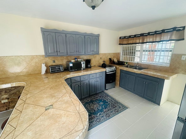 Seventh image of 11 Unity Hall in Unity Hall, St. James, Jamaica - property is For Rent