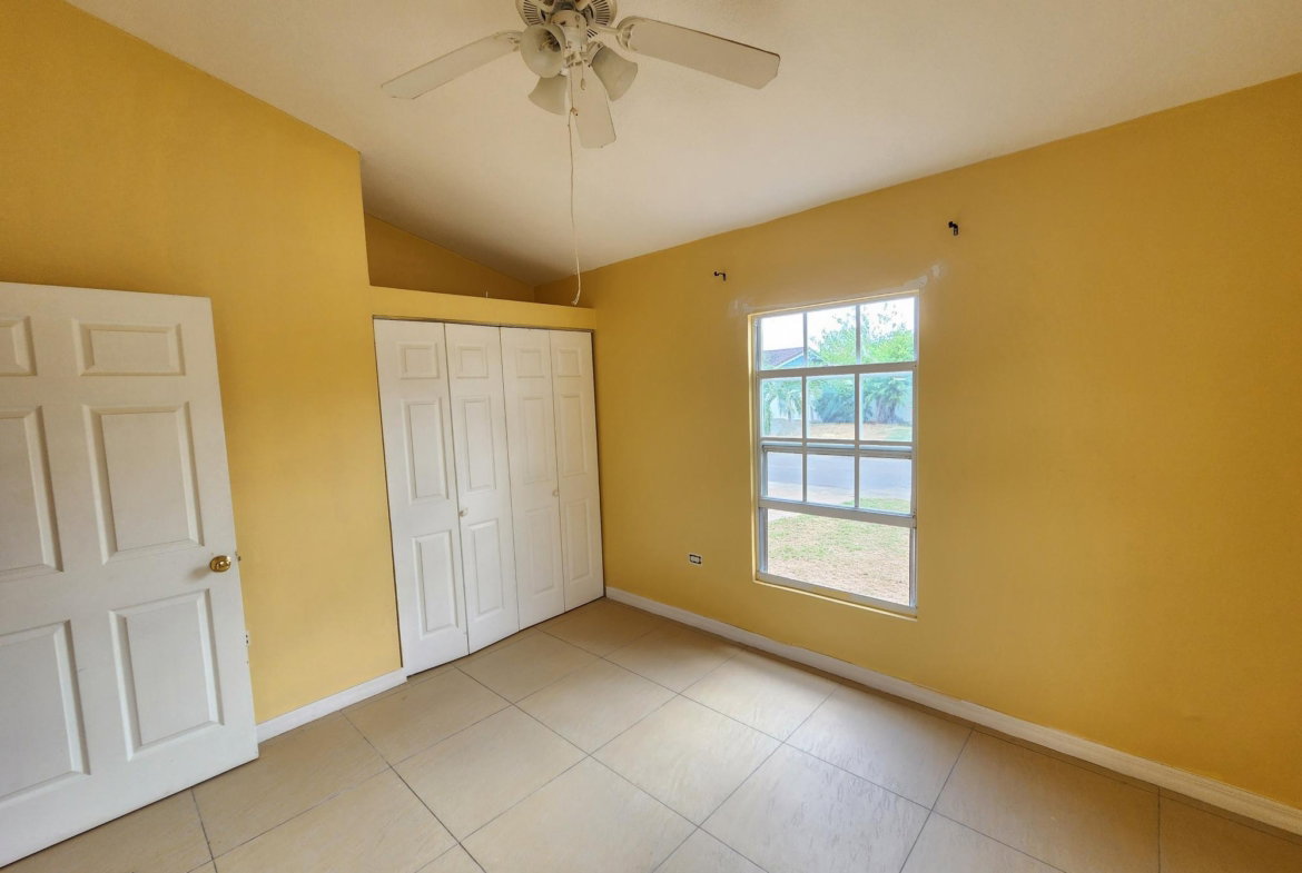 Eleventh image of 190 Esperanza Drive in Spanish Town, St. Catherine, Jamaica - property is For Rent