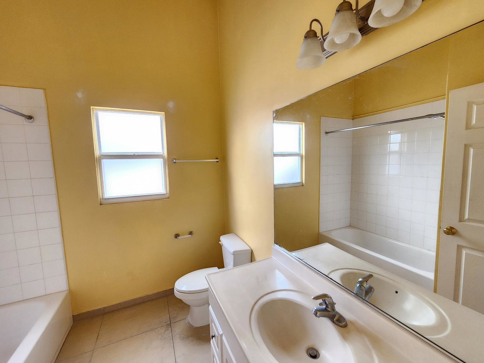 Twelfth image of 190 Esperanza Drive in Spanish Town, St. Catherine, Jamaica - property is For Rent