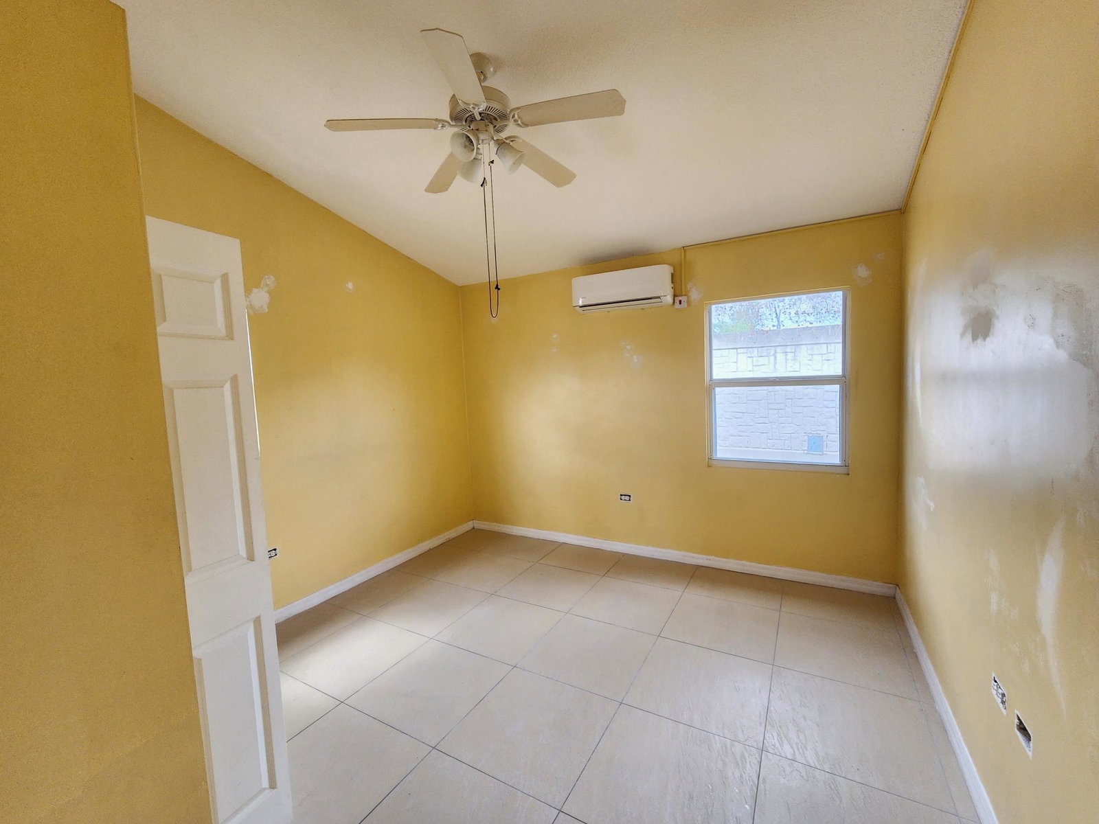 Sixteenth image of 190 Esperanza Drive in Spanish Town, St. Catherine, Jamaica - property is For Rent