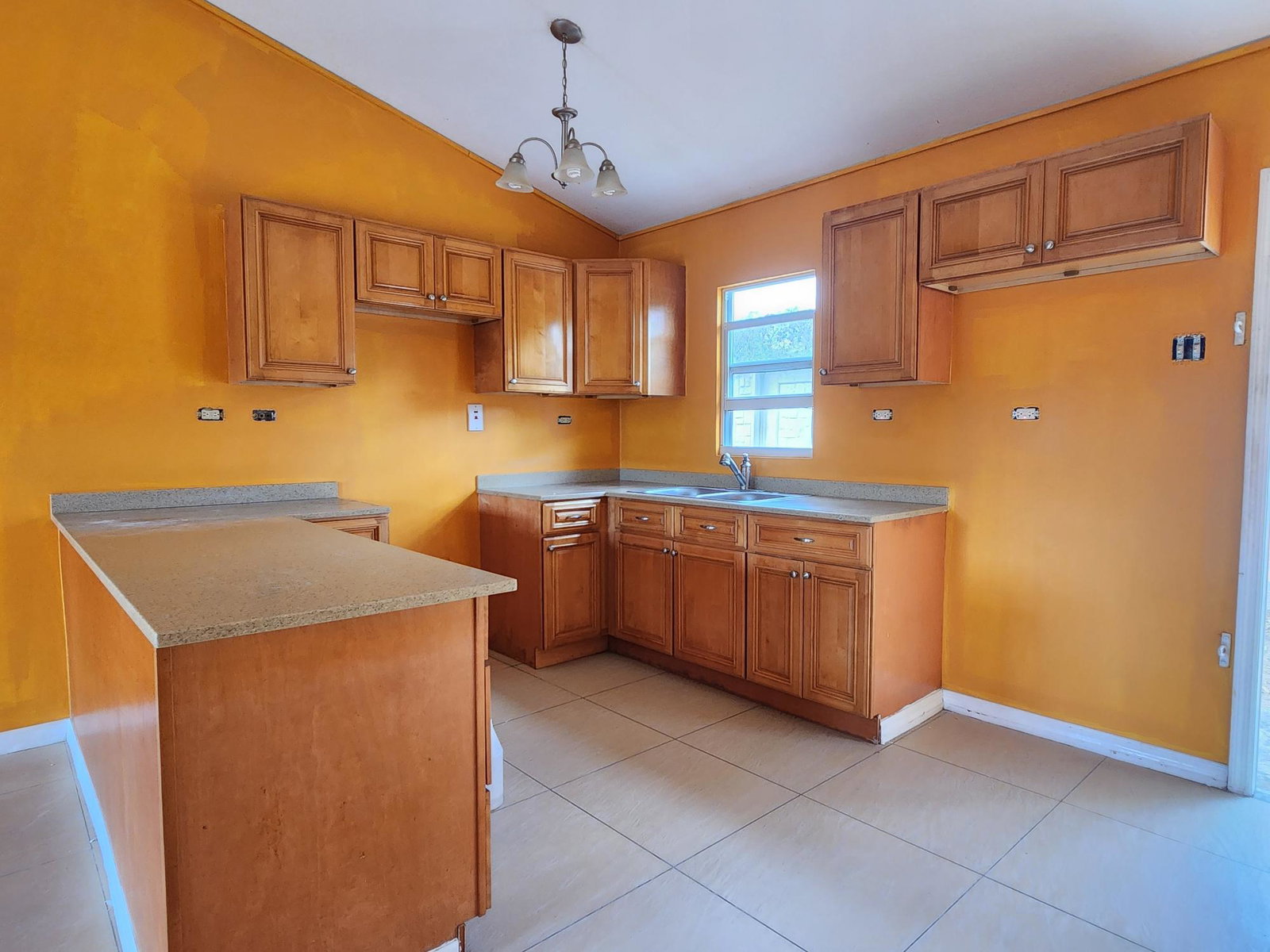 Fifth image of 190 Esperanza Drive in Spanish Town, St. Catherine, Jamaica - property is For Rent