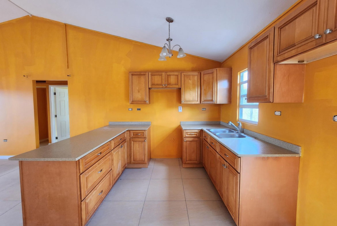 Sixth image of 190 Esperanza Drive in Spanish Town, St. Catherine, Jamaica - property is For Rent