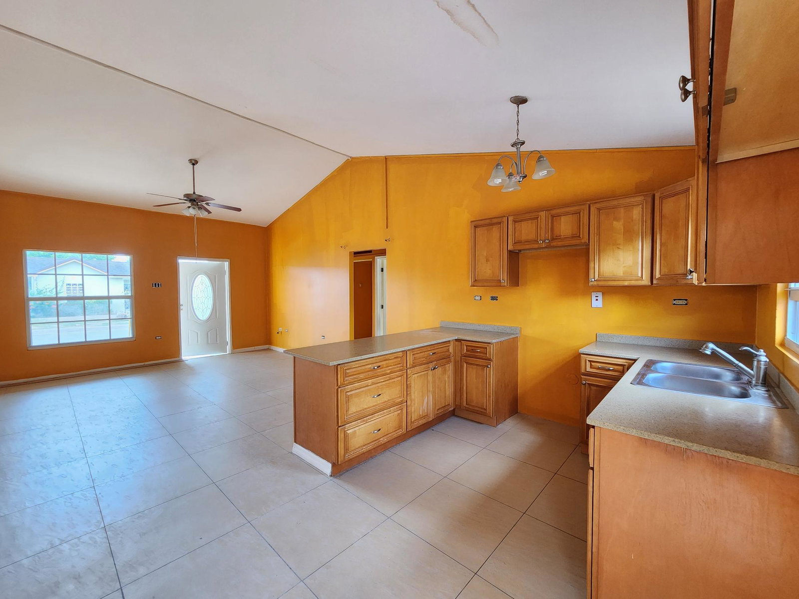 Seventh image of 190 Esperanza Drive in Spanish Town, St. Catherine, Jamaica - property is For Rent