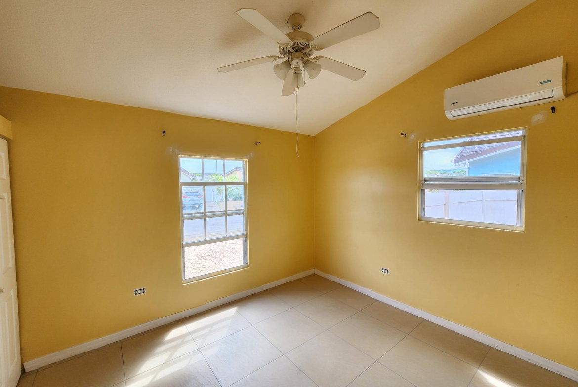 Tenth image of 190 Esperanza Drive in Spanish Town, St. Catherine, Jamaica - property is For Rent