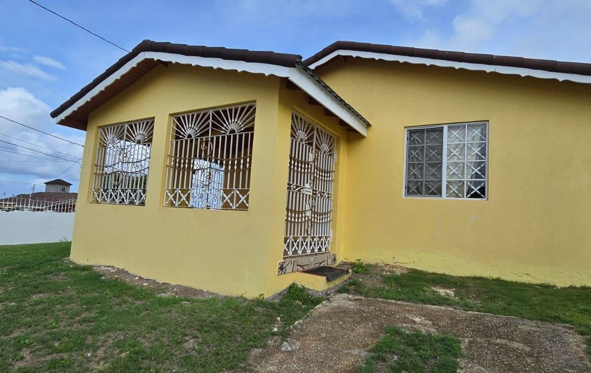 Fourth image of 413 Florence Hall Village in FLORENCE HALL VILLAGE, Trelawny, Jamaica - property is For Rent