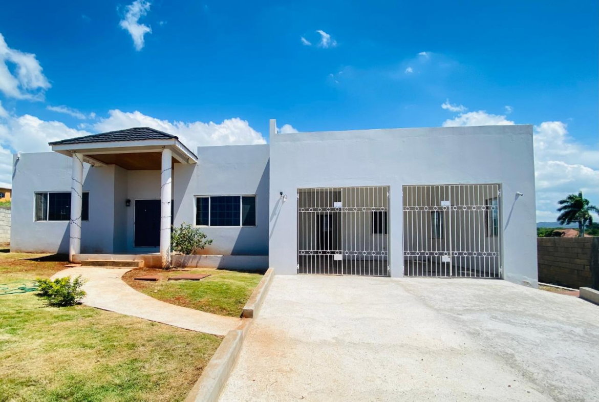 First image of 286 St. Mary Close in Spanish Town, St. Catherine, Jamaica - property is For Rent