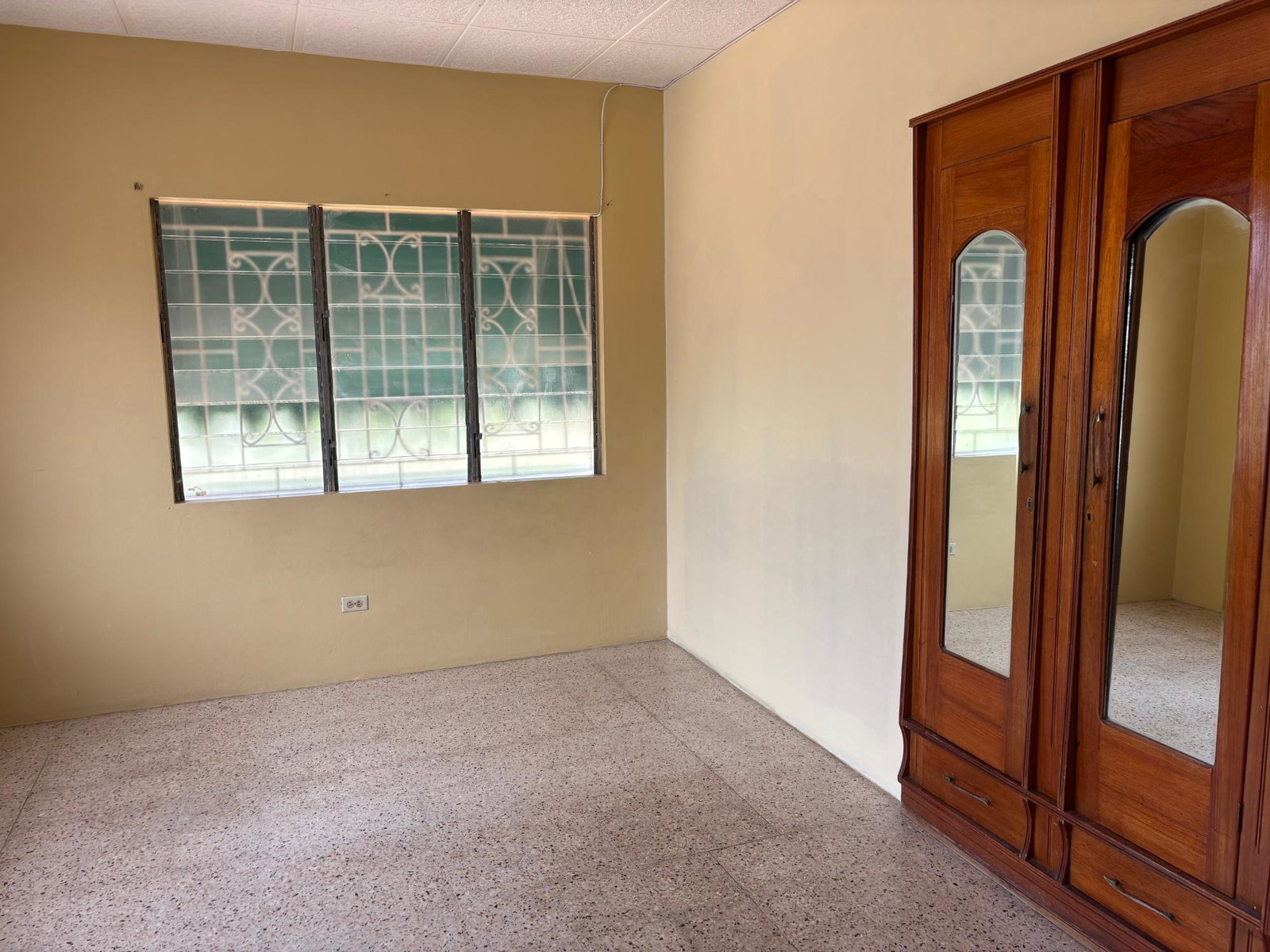 Spacious-2-Bedroom-House-for-Rent-in-Ziadie-Gardens-St.-Andrew-Jamaica Sixteenth image of 10 Crotona Terrace in Kingston 20, St. Andrew, Jamaica - property is For Rent