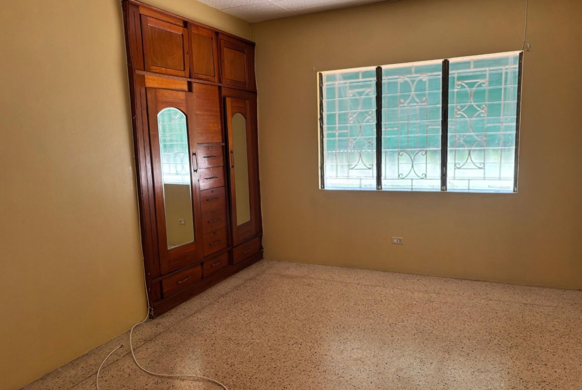 Tenth image of 10 Crotona Terrace in Kingston 20, St. Andrew, Jamaica - property is For Rent