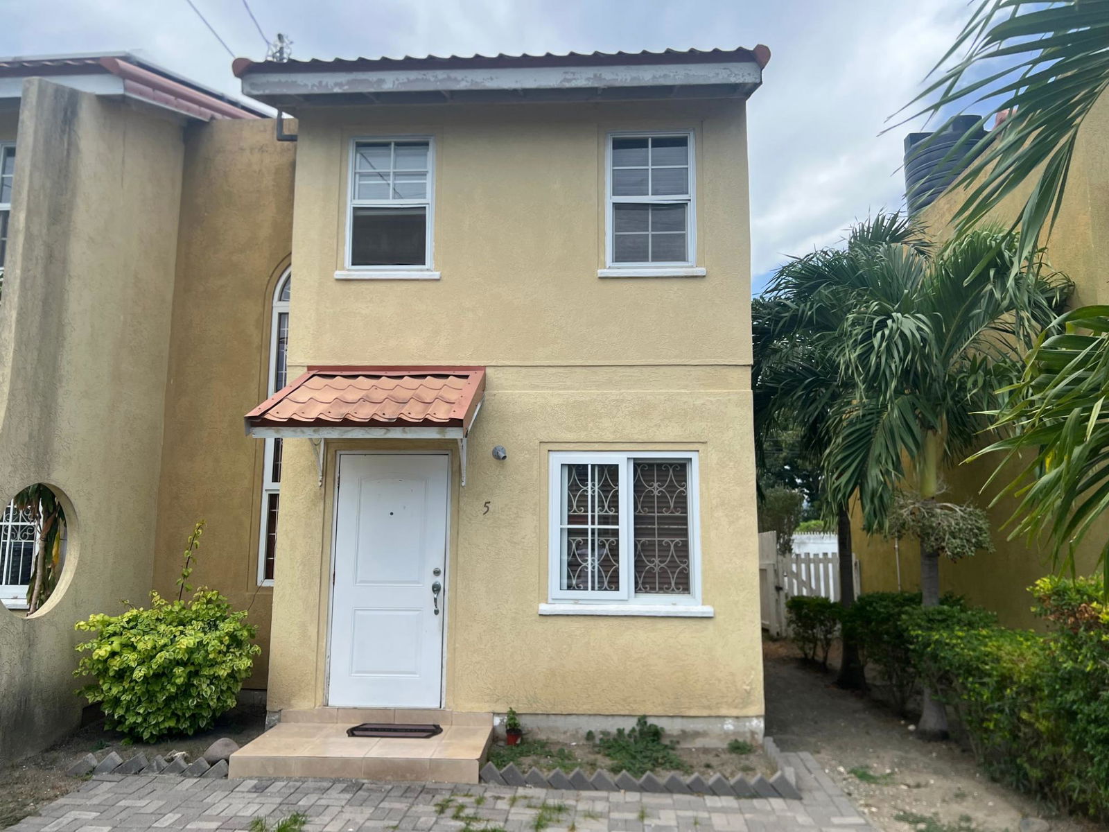 First image of 550 Flower Avenue, Jacarana, in JACARANDA (U/C), St. Catherine, Jamaica - property is For Sale