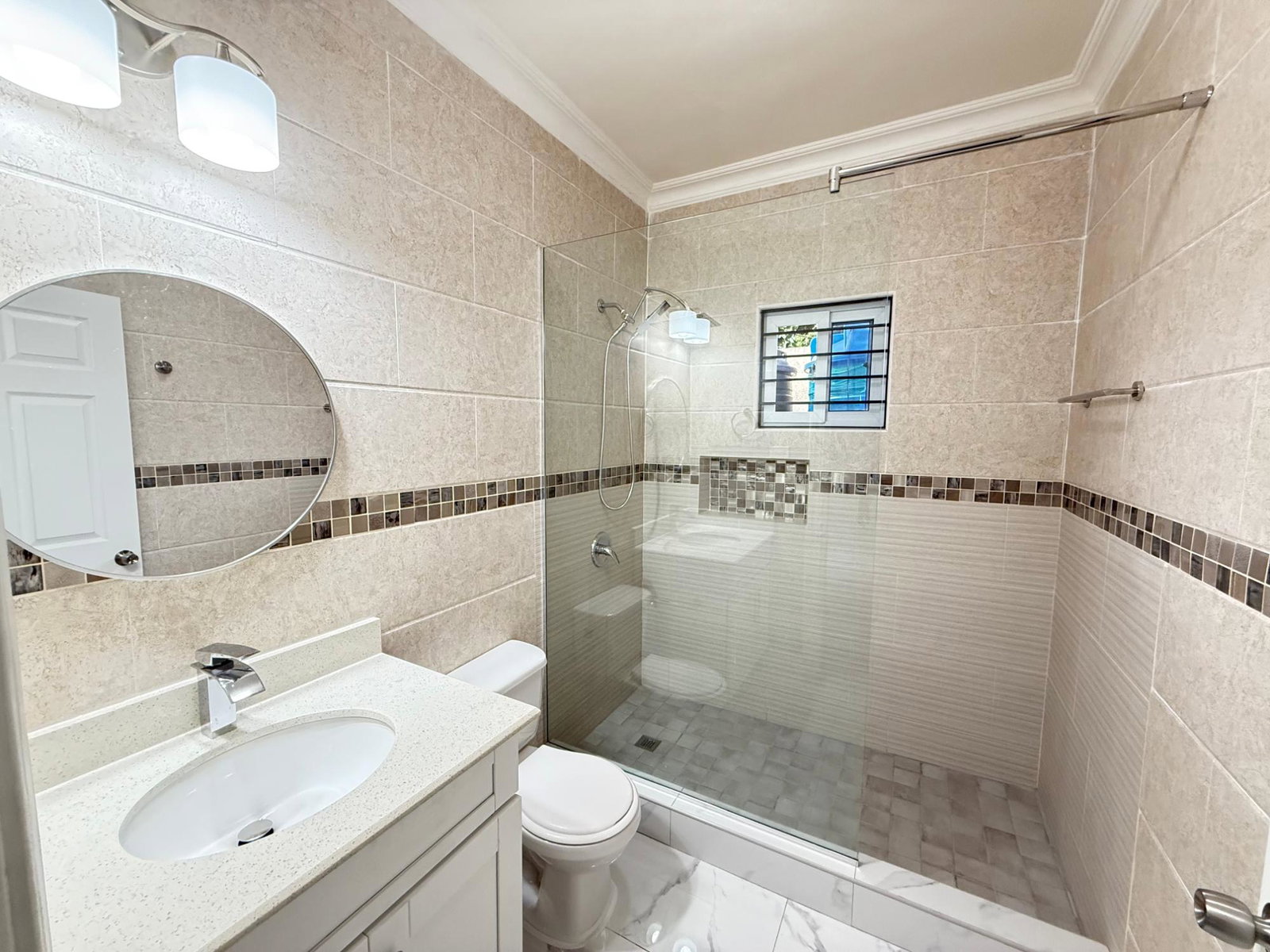 Ninth image of 25-8 Buena Vista Drive in Kingston 6, St. Andrew, Jamaica - property is For Rent