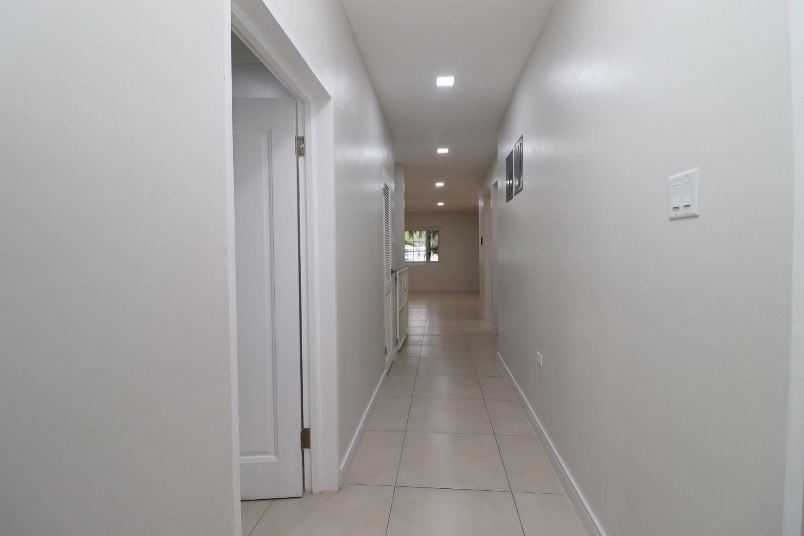 Thirtieth image of 5-19 Garden Close in Kingston 8, St. Andrew, Jamaica - property is For Rent