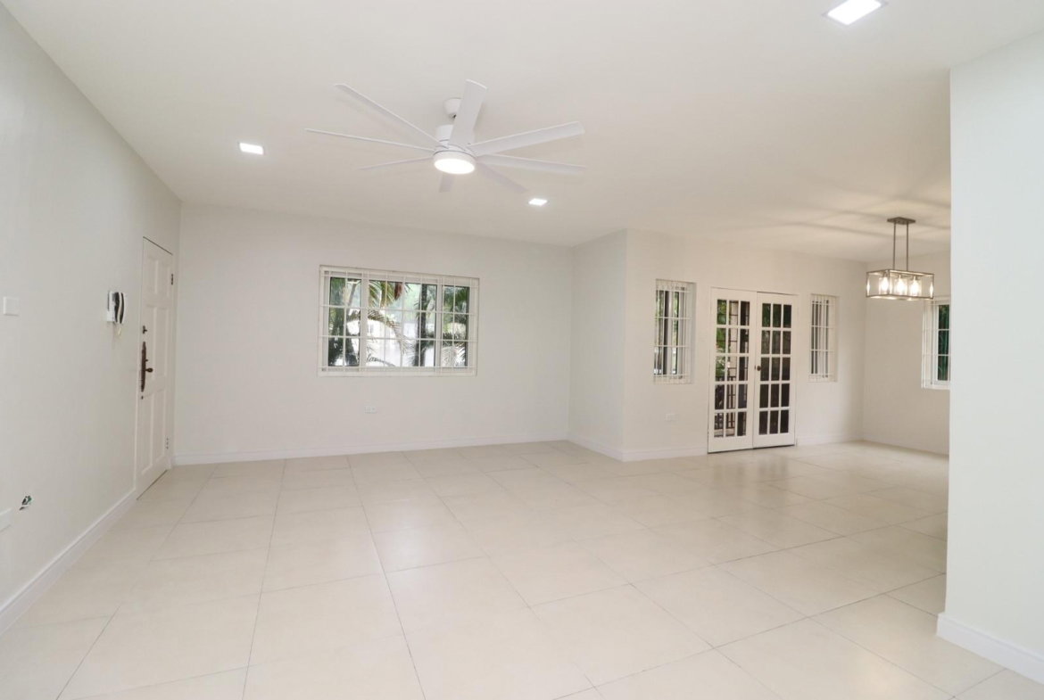 Fourth image of 5-19 Garden Close in Kingston 8, St. Andrew, Jamaica - property is For Rent