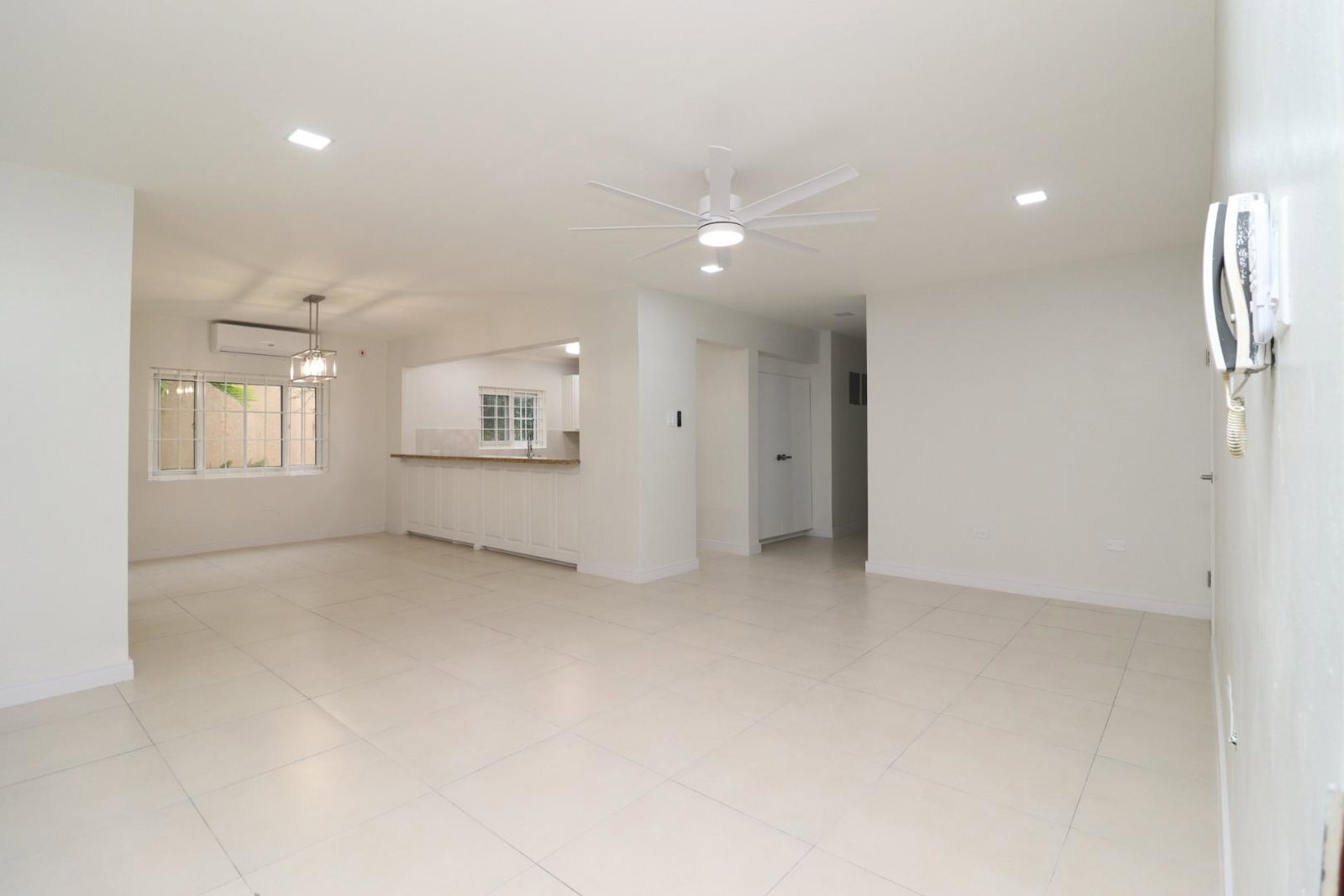 Ninth image of 5-19 Garden Close in Kingston 8, St. Andrew, Jamaica - property is For Rent