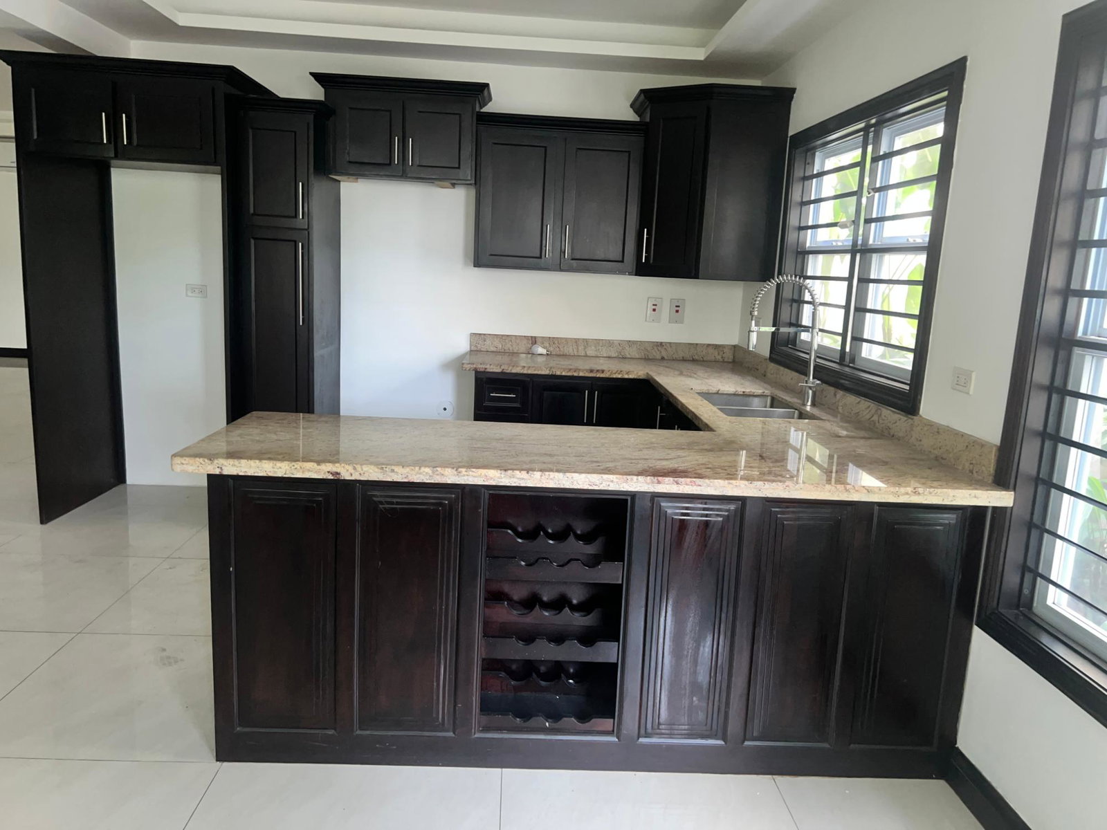Spacious-3-Bedroom-Apartment-for-Rent-in-St.-Andrew-Jamaica-C1-12-Durie-Drive Fifth image of C1-12 Durie Drive in Kingston 8, St. Andrew, Jamaica - property is For Rent