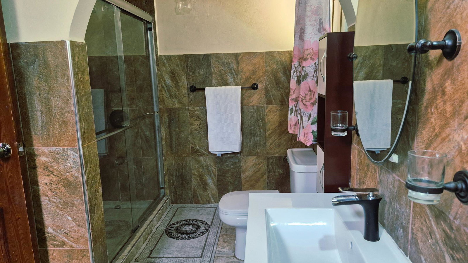 Spacious-3-Bedroom-Furnished-House-for-Rent-on-Leslie-Way-St.-Andrew-Jamaica Twelfth image of 2 Leslie Way in Kingston 19, St. Andrew, Jamaica - property is For Rent