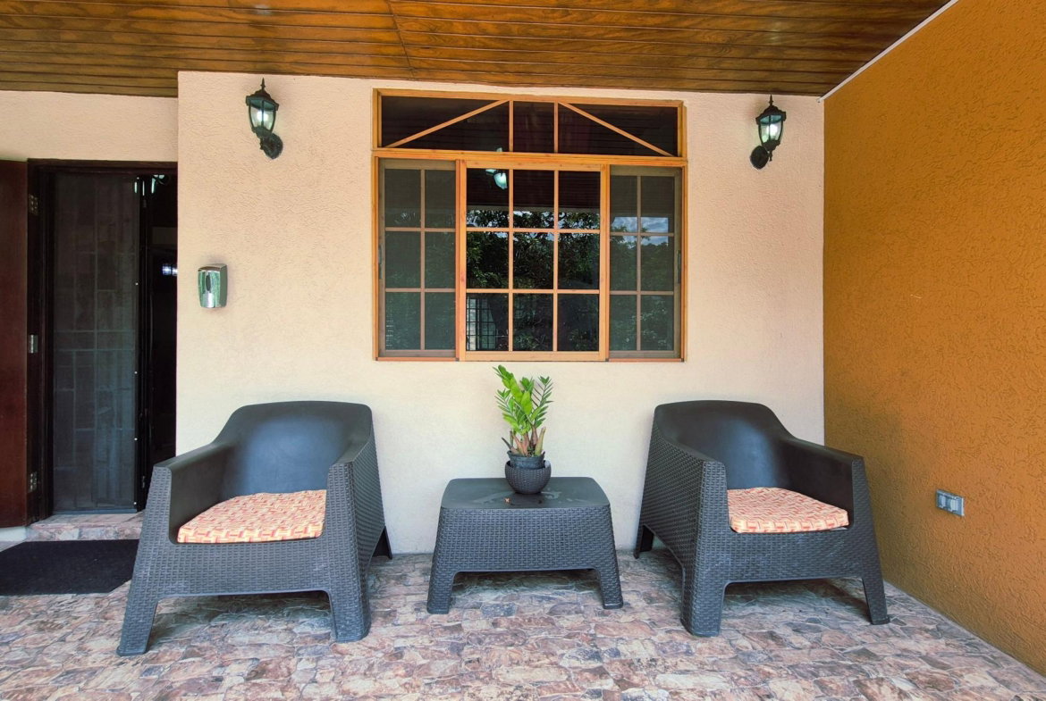 Fifteenth image of 2 Leslie Way in Kingston 19, St. Andrew, Jamaica - property is For Rent