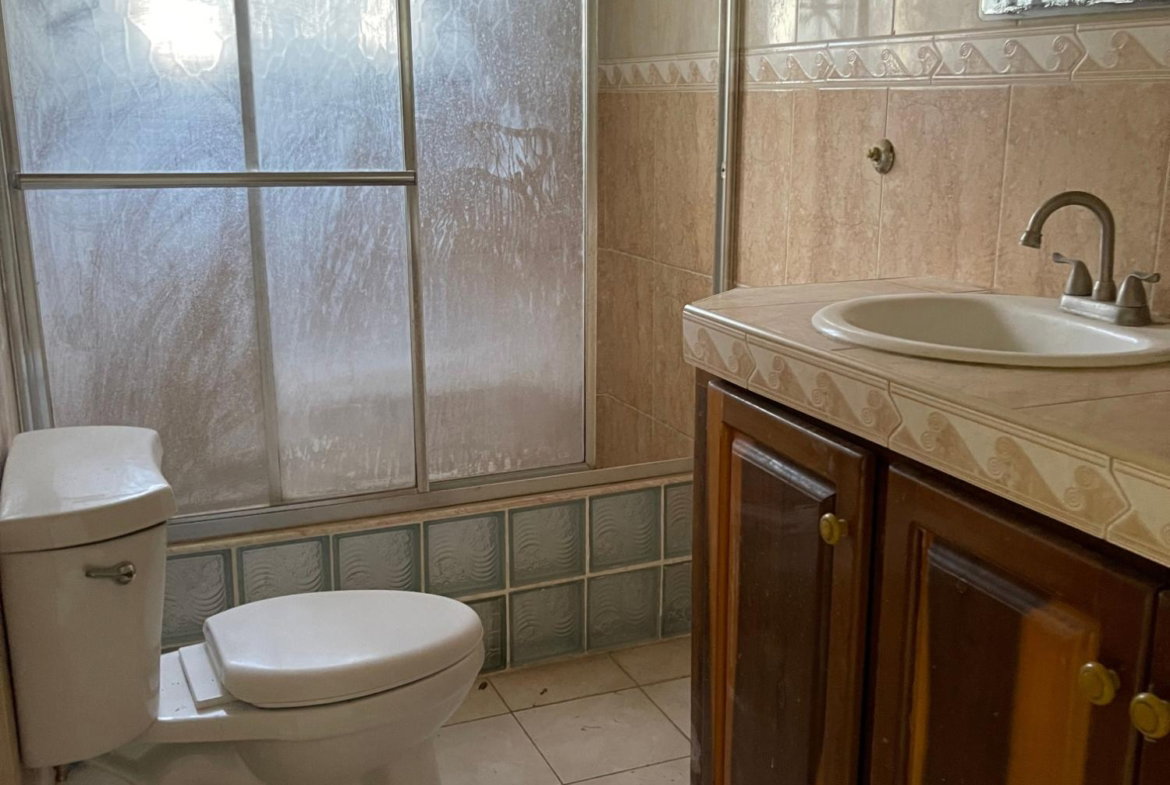 Thirteenth image of 185 Westminister Avenue in Horizon Park, St. Catherine, Jamaica - property is For Rent
