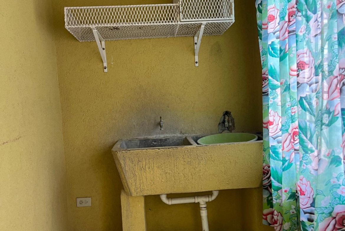 Seventeenth image of 185 Westminister Avenue in Horizon Park, St. Catherine, Jamaica - property is For Rent