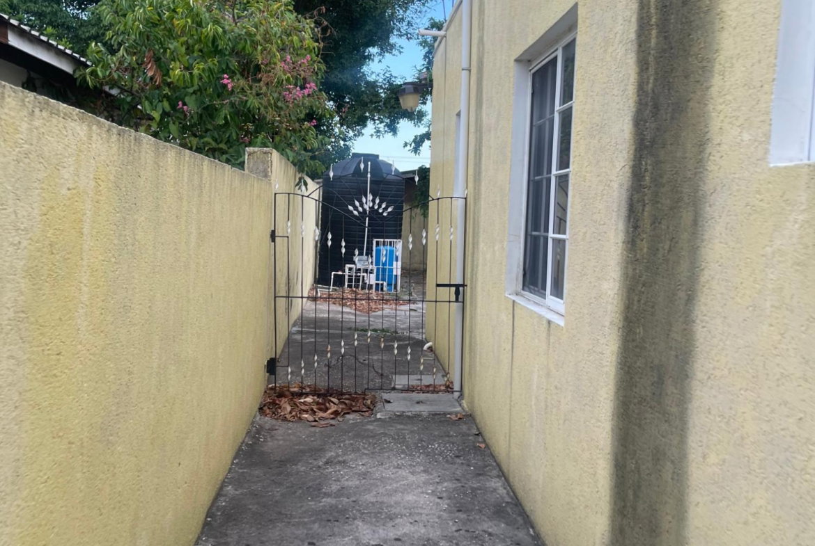 Twentieth image of 185 Westminister Avenue in Horizon Park, St. Catherine, Jamaica - property is For Rent