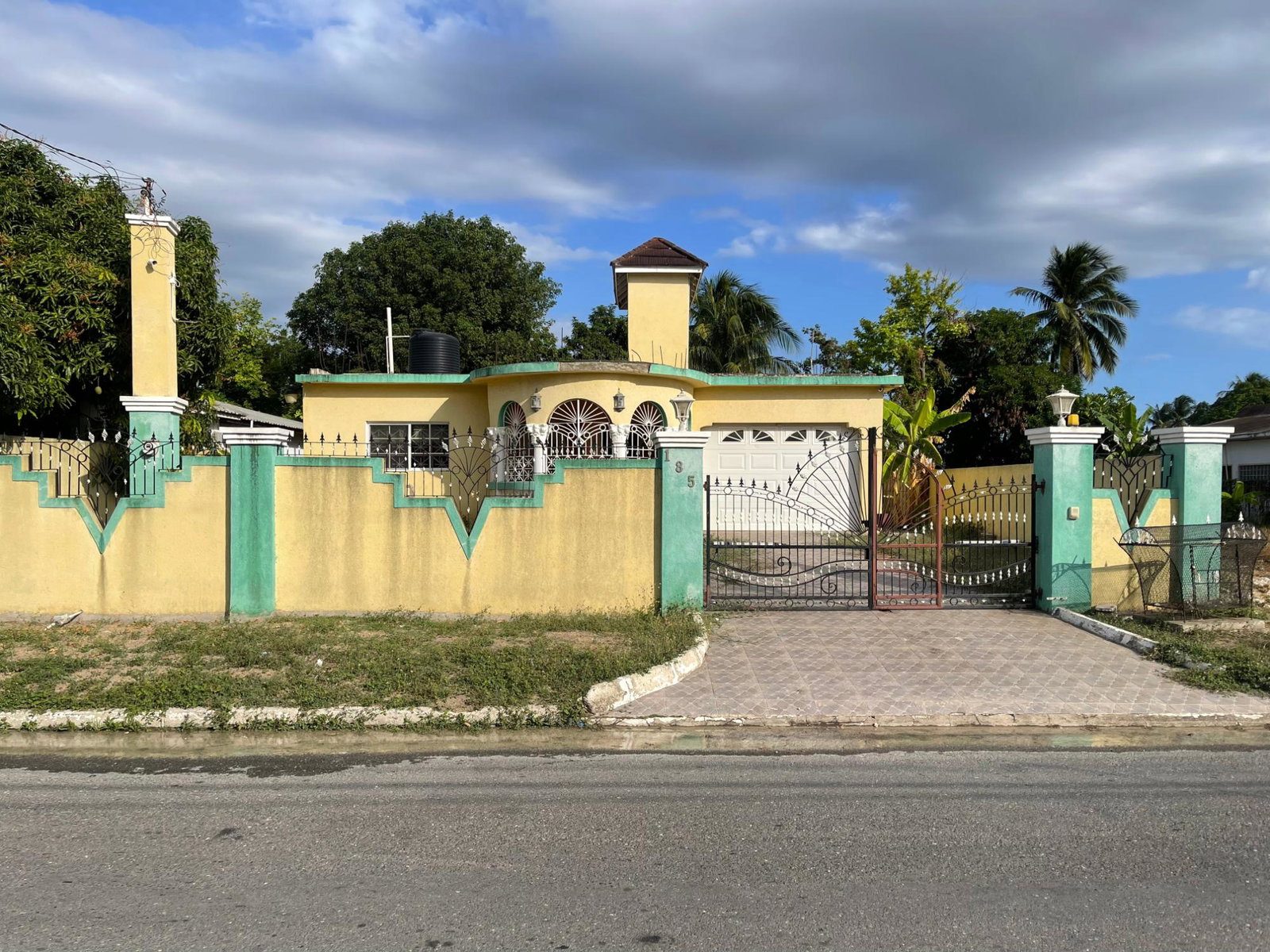 First image of 185 Westminister Avenue in Horizon Park, St. Catherine, Jamaica - property is For Rent