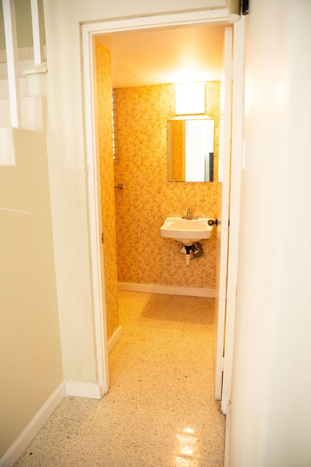 Eleventh image of 1-2a Bamboo Avenue in Kingston 6, St. Andrew, Jamaica - property is For Rent
