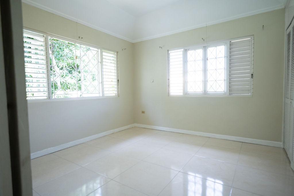 Fifteenth image of 1-2a Bamboo Avenue in Kingston 6, St. Andrew, Jamaica - property is For Rent