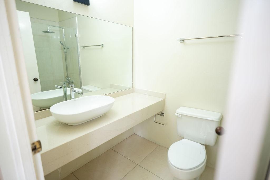 Sixteenth image of 1-2a Bamboo Avenue in Kingston 6, St. Andrew, Jamaica - property is For Rent