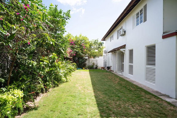 Fifth image of 1-2a Bamboo Avenue in Kingston 6, St. Andrew, Jamaica - property is For Rent