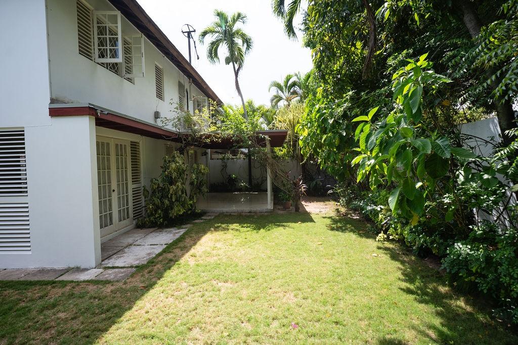 Sixth image of 1-2a Bamboo Avenue in Kingston 6, St. Andrew, Jamaica - property is For Rent
