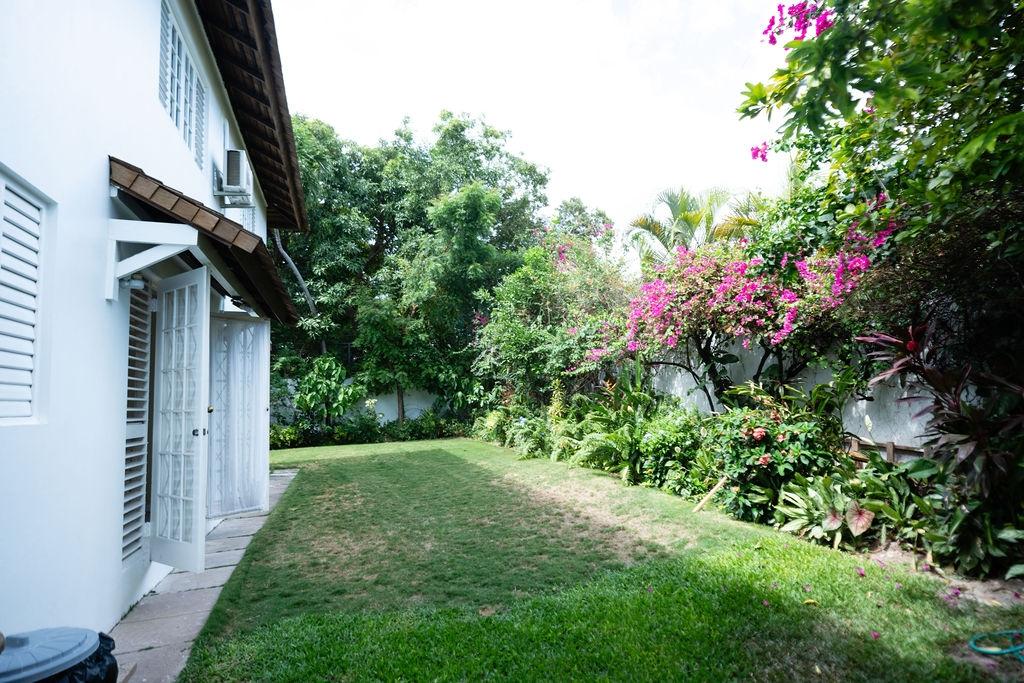 Seventh image of 1-2a Bamboo Avenue in Kingston 6, St. Andrew, Jamaica - property is For Rent