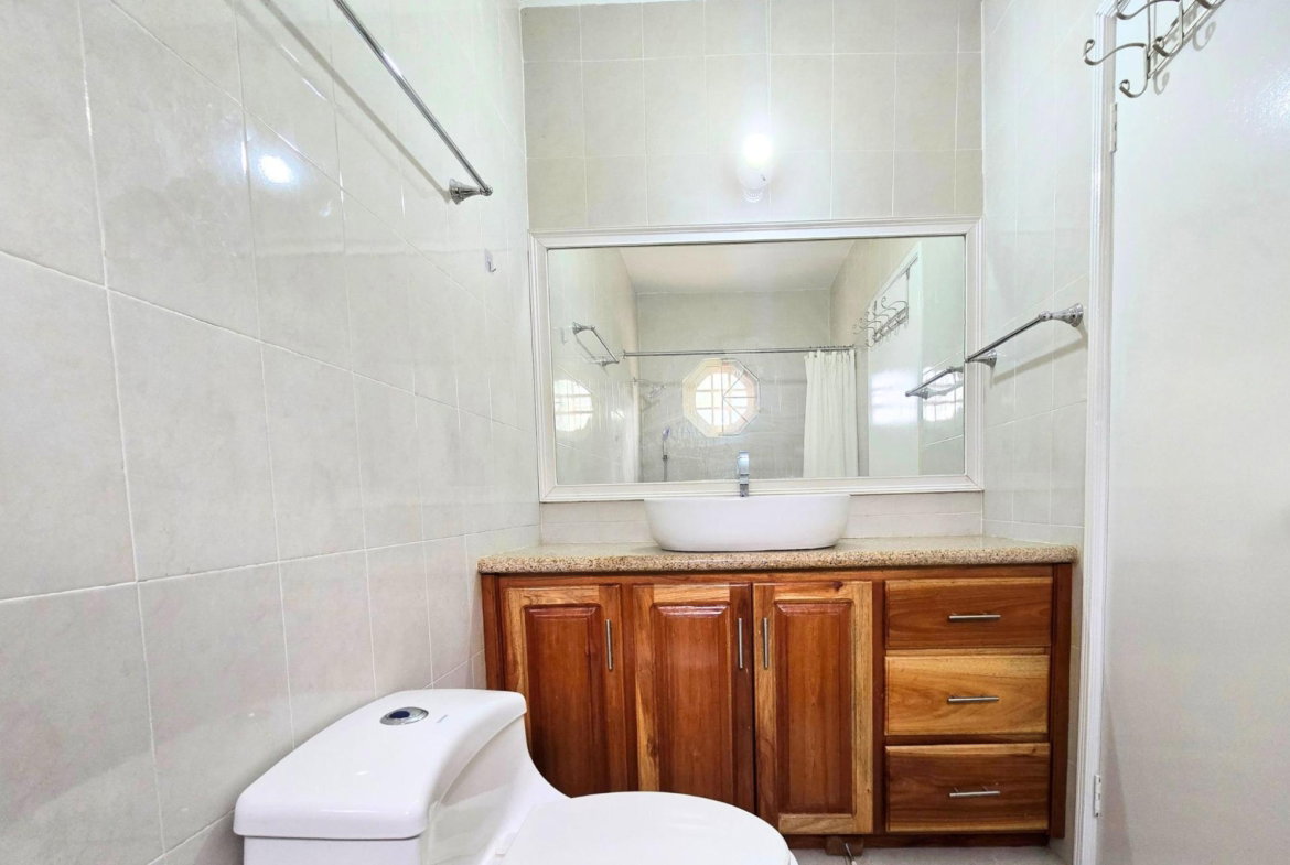 Twelfth image of 12-1-4 Maeven Avenue in Kingston 6, St. Andrew, Jamaica - property is For Rent