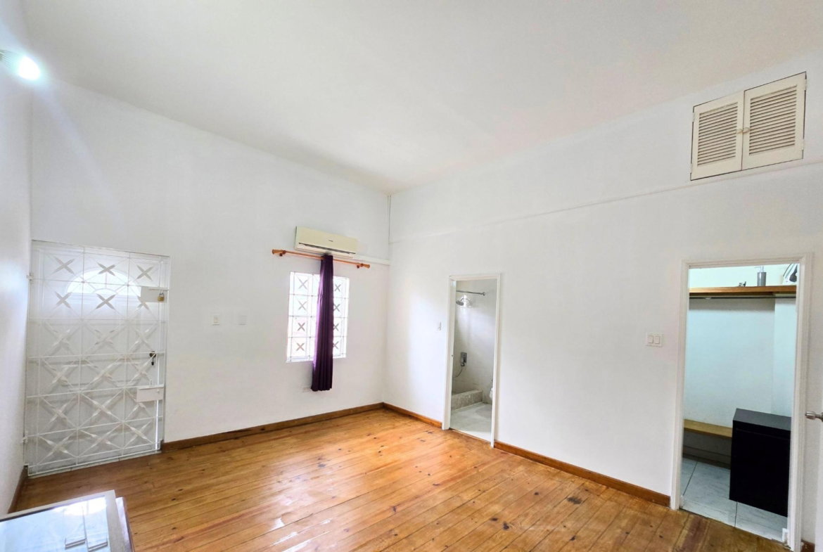 Eighth image of 12-1-4 Maeven Avenue in Kingston 6, St. Andrew, Jamaica - property is For Rent