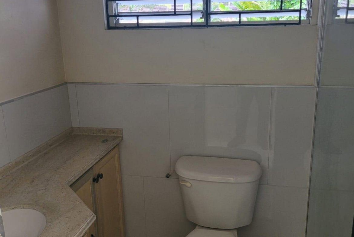 Twentieth image of 5a Dillsbury Close in Kingston 6, St. Andrew, Jamaica - property is For Rent