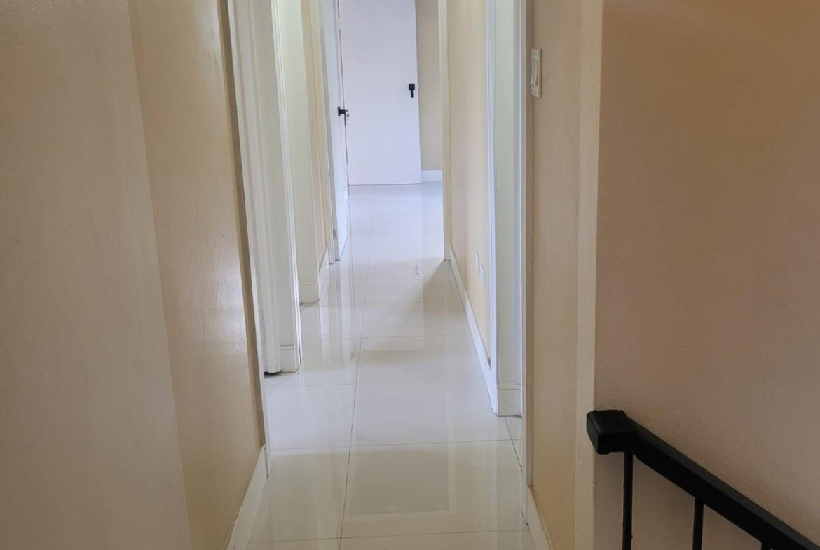 Twenty-Sixth image of 5a Dillsbury Close in Kingston 6, St. Andrew, Jamaica - property is For Rent